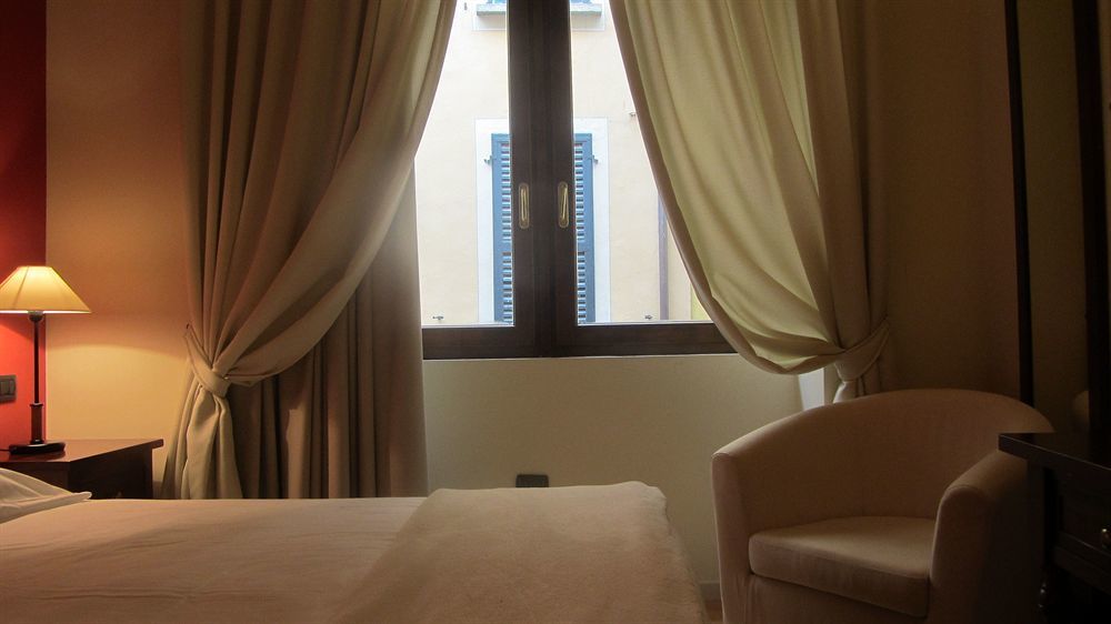Hotel La Contrada 베르바니아 외부 사진